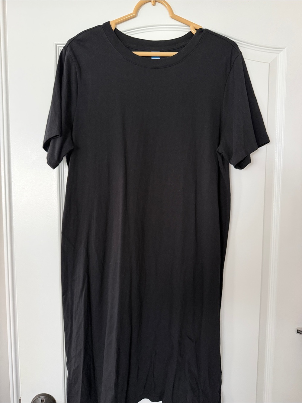 Old Navy Classic Black Crewneck T-Shirt Dress